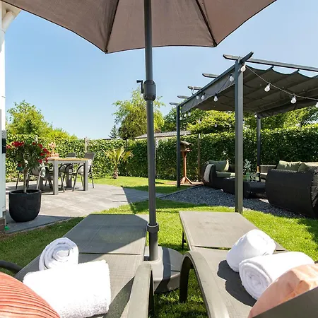 68, Stijlvol & Rustig Tuinverblijf Met Lounge & Airco! Nabij Efteling 오이스터위지크
