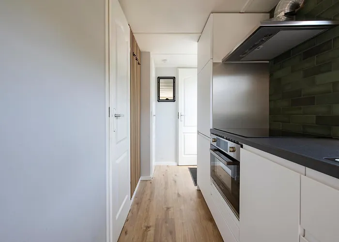 68, Stijlvol & Rustig Tuinverblijf Met Lounge & Airco! Nabij Efteling * Oisterwijk