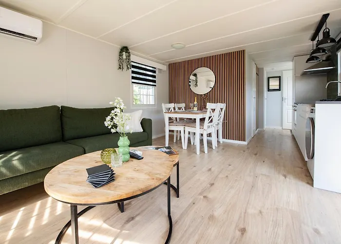 Σαλέ 68, Stijlvol & Rustig Tuinverblijf Met Lounge & Airco! Nabij Efteling