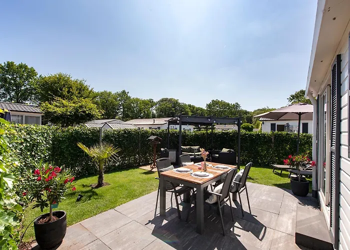 Σαλέ 68, Stijlvol & Rustig Tuinverblijf Met Lounge & Airco! Nabij Efteling Oisterwijk