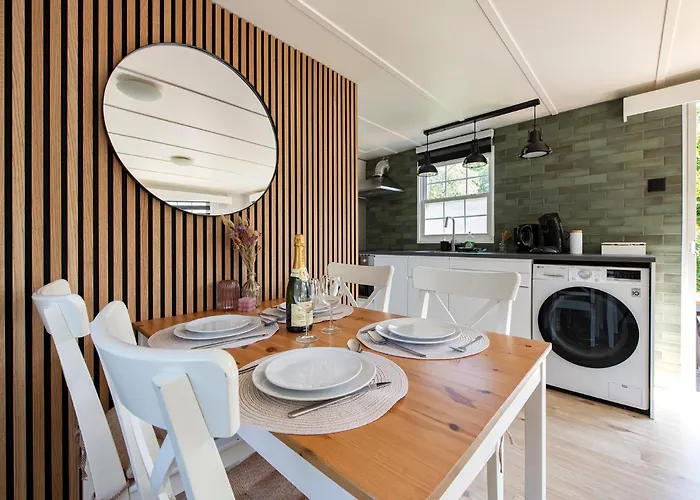 68, Stijlvol & Rustig Tuinverblijf Met Lounge & Airco! Nabij Efteling