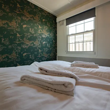 בקתה 68, Stijlvol & Rustig Tuinverblijf Met Lounge & Airco! Nabij Efteling