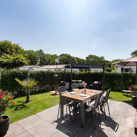 בקתה 68, Stijlvol & Rustig Tuinverblijf Met Lounge & Airco! Nabij Efteling אויסטרוויק