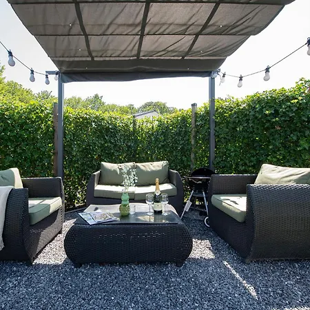 בקתה 68, Stijlvol & Rustig Tuinverblijf Met Lounge & Airco! Nabij Efteling