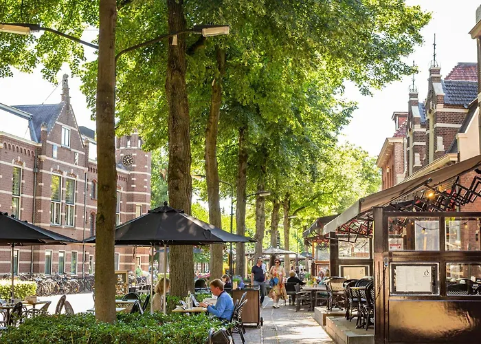 68, Stijlvol & Rustig Tuinverblijf Met Lounge & Airco! Nabij Efteling Chalet