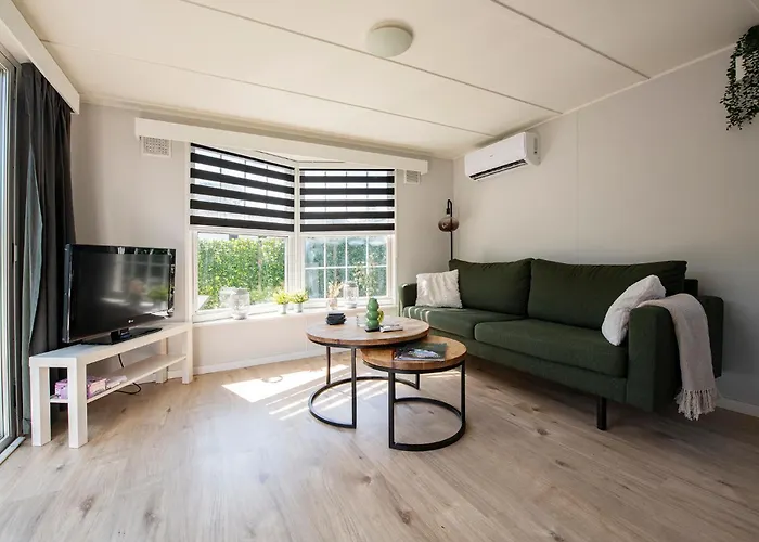 68, Stijlvol & Rustig Tuinverblijf Met Lounge & Airco! Nabij Efteling *