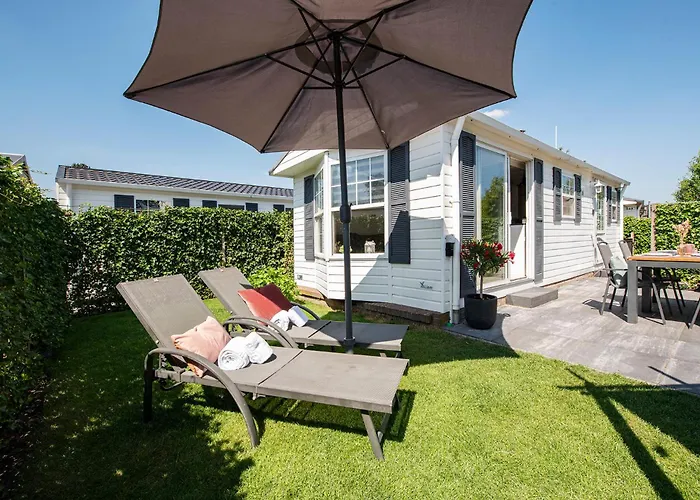 Chalet 68, Stijlvol & Rustig Tuinverblijf Met Lounge & Airco! Nabij Efteling *