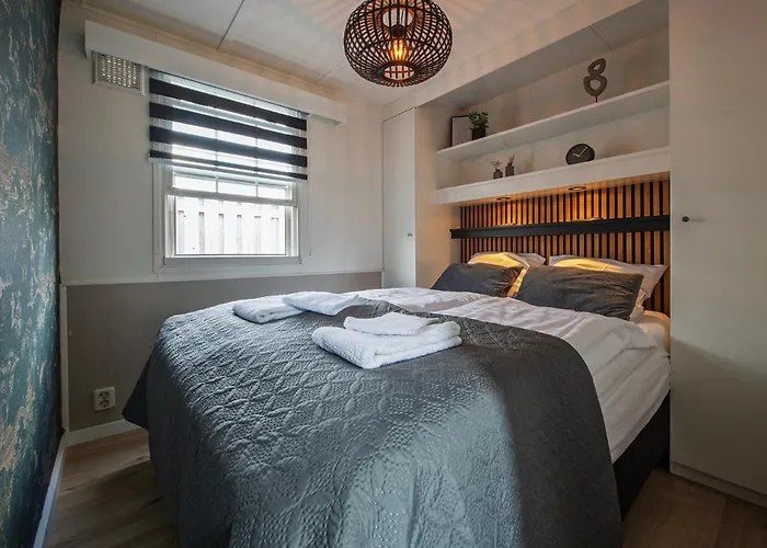 68, Stijlvol & Rustig Tuinverblijf Met Lounge & Airco! Nabij Efteling Chalet Oisterwijk